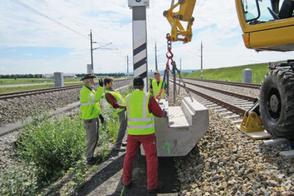 Montaj Noise Breaker