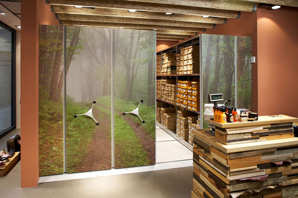 Rafturi mobile ca echipament pentru shop